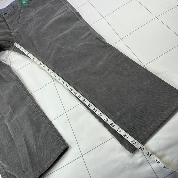 L.L.Bean Pants Men 44x30 Gray Stretch Country Corduroy Chino Standard Fit Casual - Picture 8 of 10